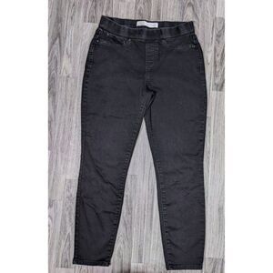 (3/$35) Signature By Levi Strauss Size 10 S Shaping Pull On Skinny Black Jeans